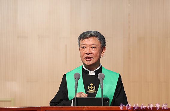 同人漫画 创作与社交功能于一体海报